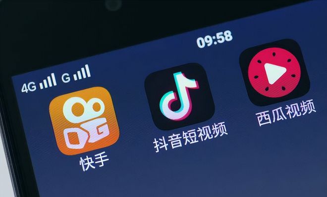抖音如何在电脑上直播，轻松获取百万粉丝！